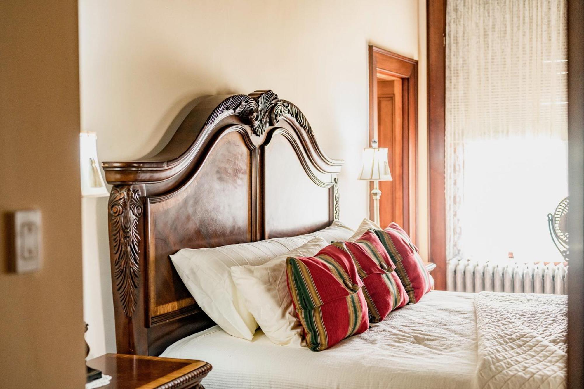 One Of These Nights - King Sized Bed - Sleeps 2 Lynchburg Exterior foto